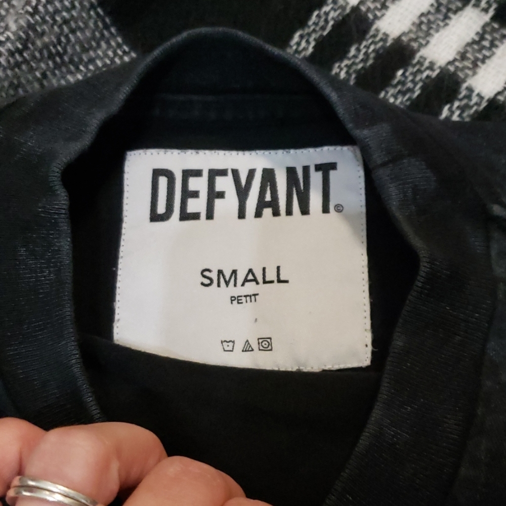 Mens shirt/ youth small??